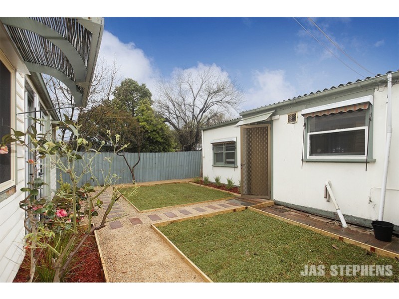 52 Elphinstone St, West Footscray VIC 3012