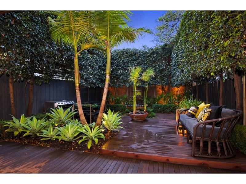 70 Lynch St, Footscray VIC 3011