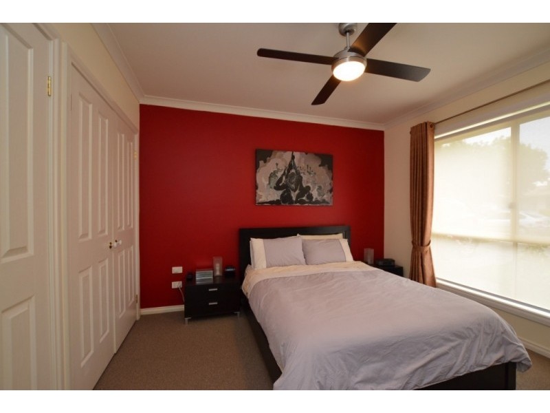 88 Melon St, Braybrook VIC 3019