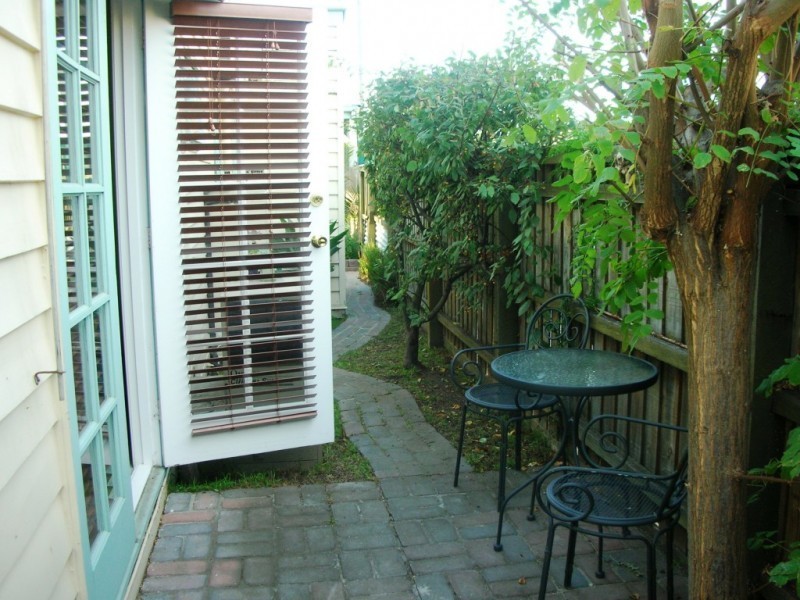 12 Buckingham St, Footscray VIC 3011