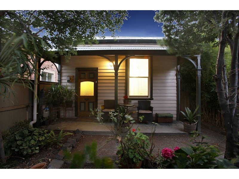 1/106 Cowper St, Footscray VIC 3011