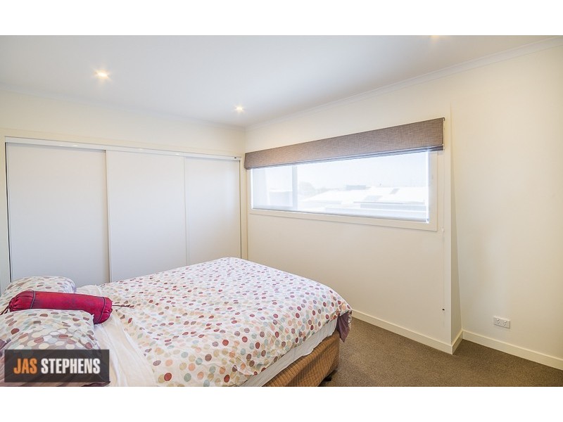 53 Beaurepaire Parade, Footscray VIC 3011