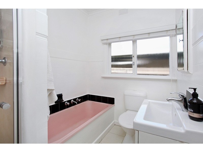 12 Duke Street, Braybrook VIC 3019