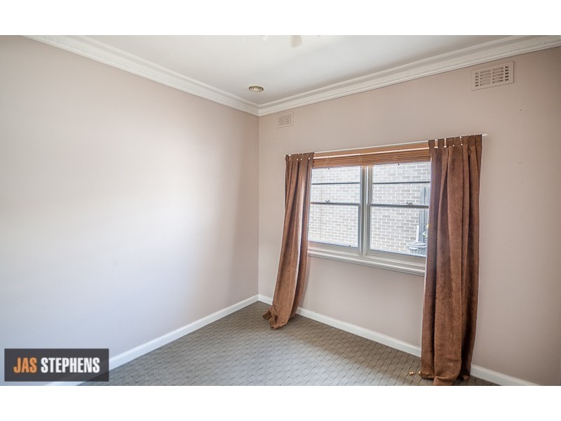 80 Vernon Street, South Kingsville VIC 3015