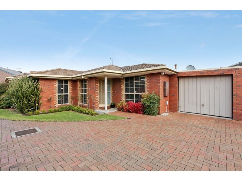 2/349 Geelong Rd, Kingsville VIC 3012