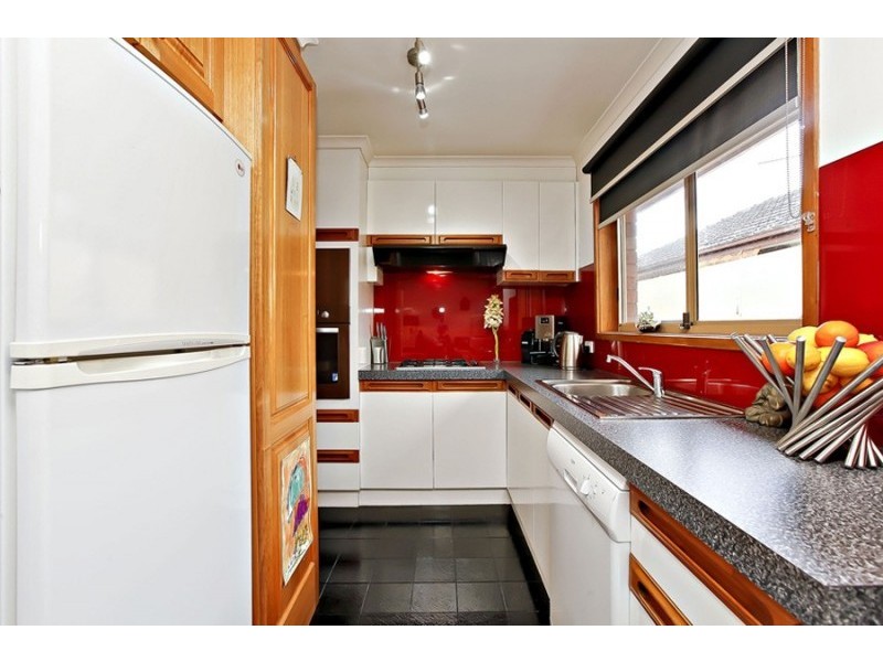 2/349 Geelong Rd, Kingsville VIC 3012