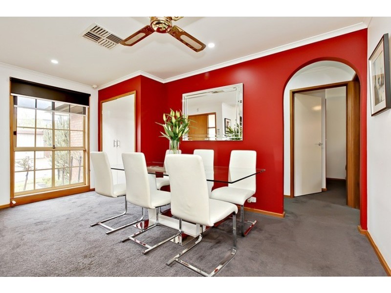 2/349 Geelong Rd, Kingsville VIC 3012