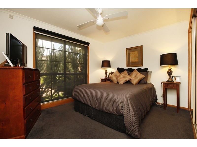 2/349 Geelong Rd, Kingsville VIC 3012