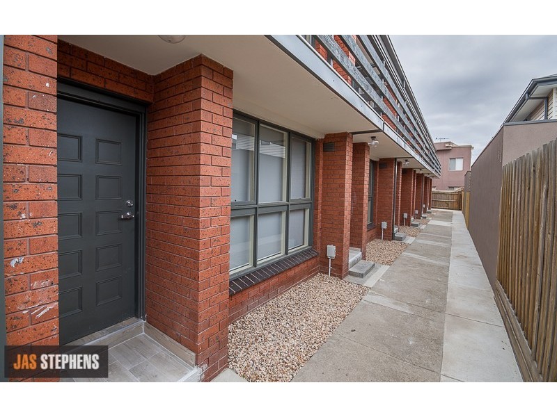 4/42 Hobbs Street, Seddon VIC 3011