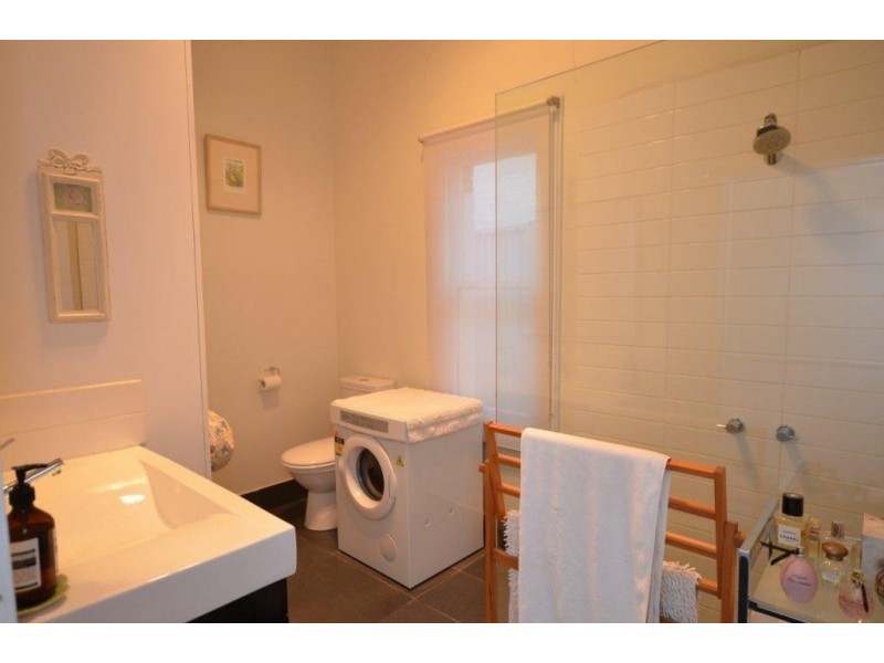 28 Victoria St, Footscray VIC 3011