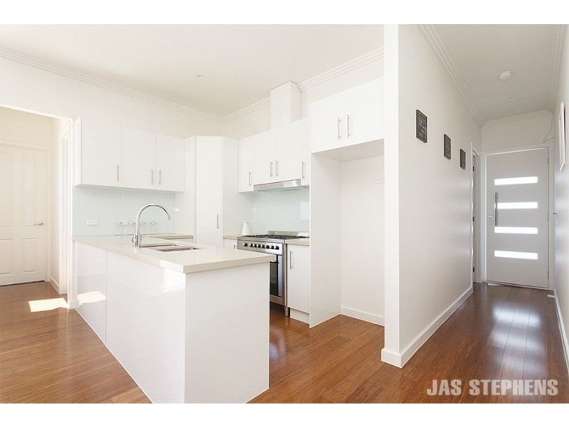 1/39 Hampshire Road, Sunshine VIC 3020