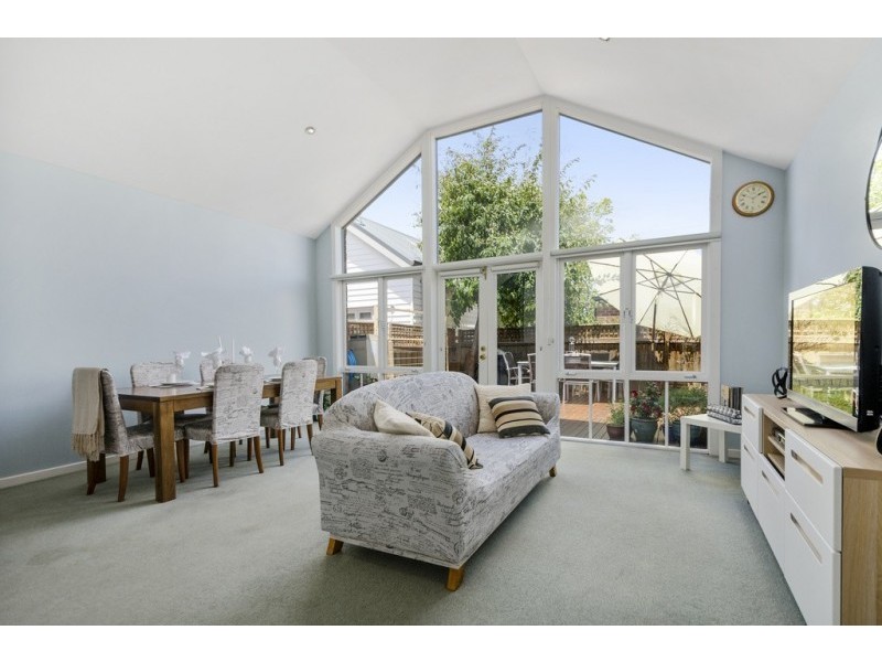 1/61 Castlemaine Street, Yarraville VIC 3013