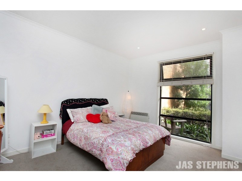 9/20 Hewitt Avenue, Footscray VIC 3011