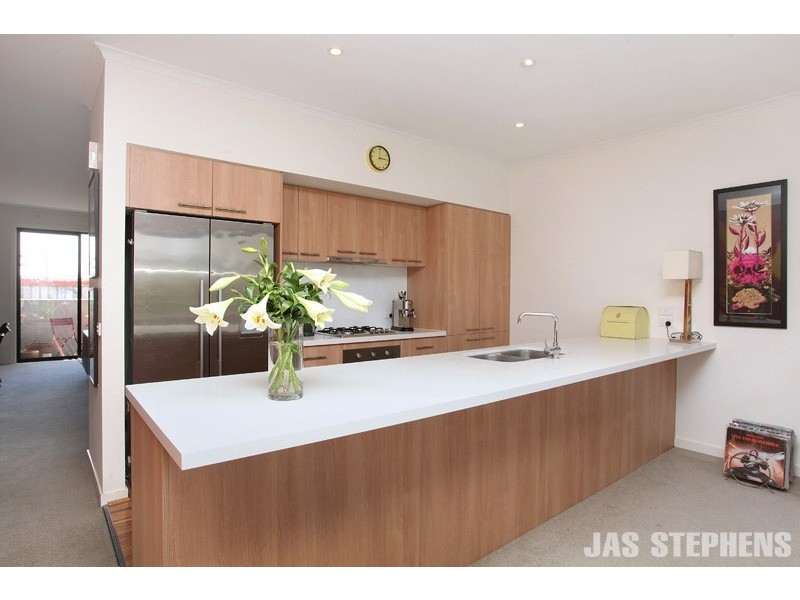 9/20 Hewitt Avenue, Footscray VIC 3011