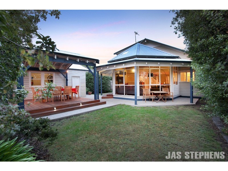 115 Cornwall Road, Sunshine VIC 3020