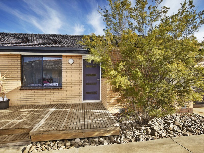 2/51 Edgar Street, Kingsville VIC 3012