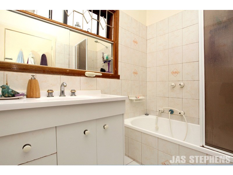 26 Howard Street, Maidstone VIC 3012