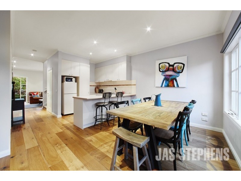 4/9 Mary Street, Footscray VIC 3011