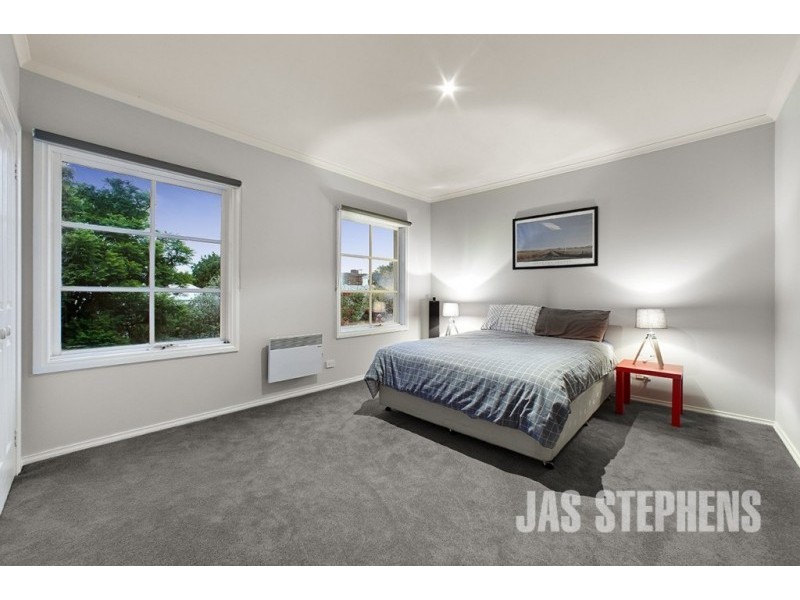 4/9 Mary Street, Footscray VIC 3011