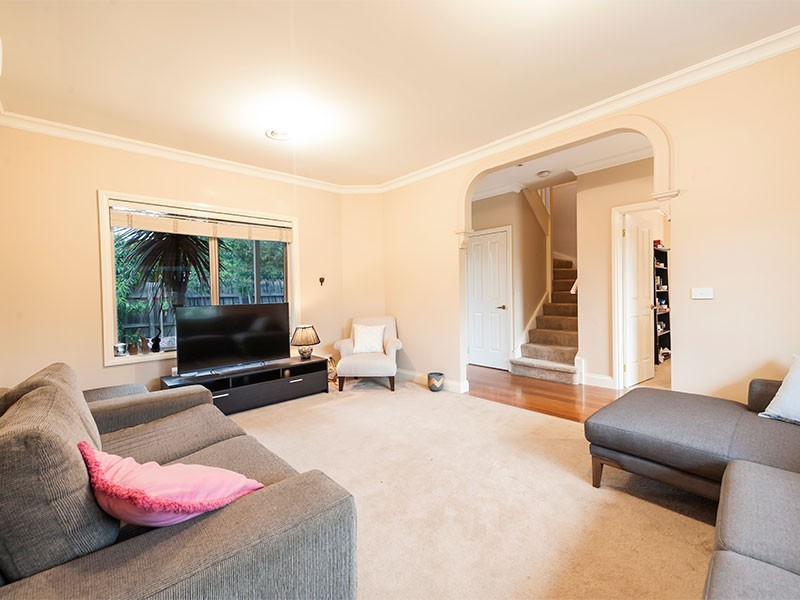 2/5A Chatfield Street, Kingsville VIC 3012