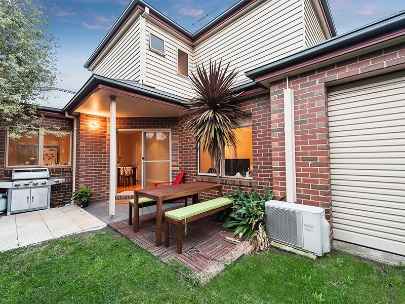 2/5A Chatfield Street, Kingsville VIC 3012