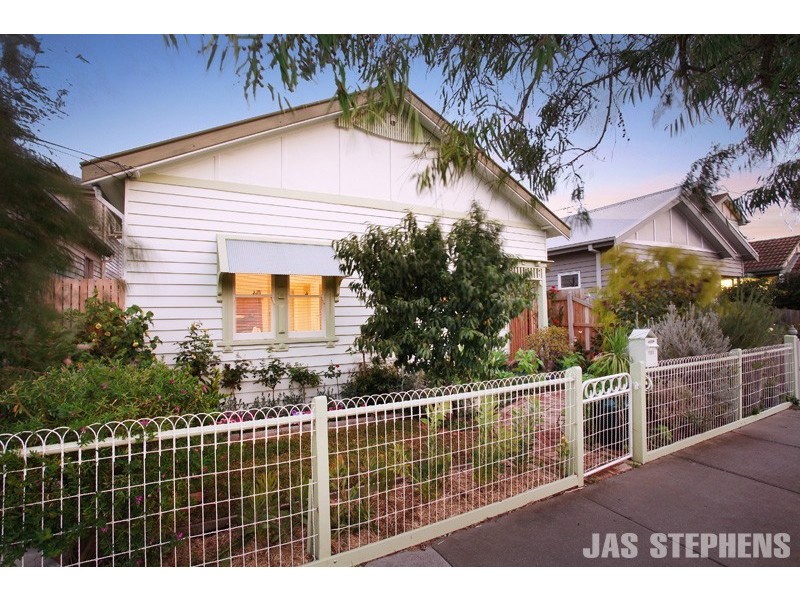 123 Chirnside Street, Kingsville VIC 3012