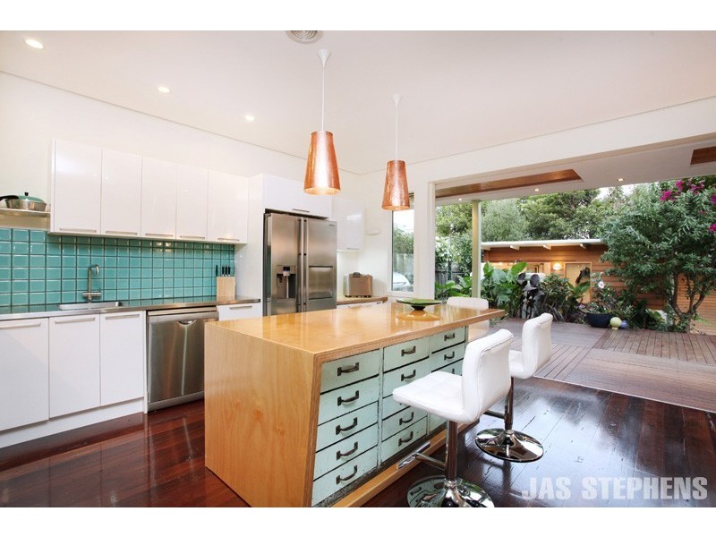 123 Chirnside Street, Kingsville VIC 3012