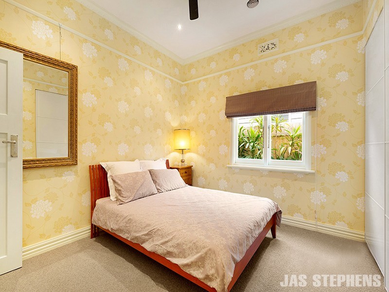 123 Chirnside Street, Kingsville VIC 3012