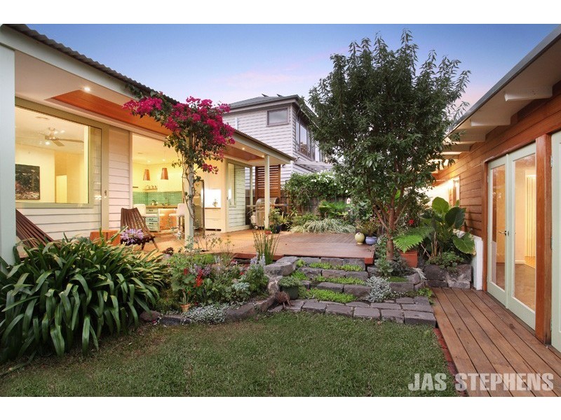 123 Chirnside Street, Kingsville VIC 3012