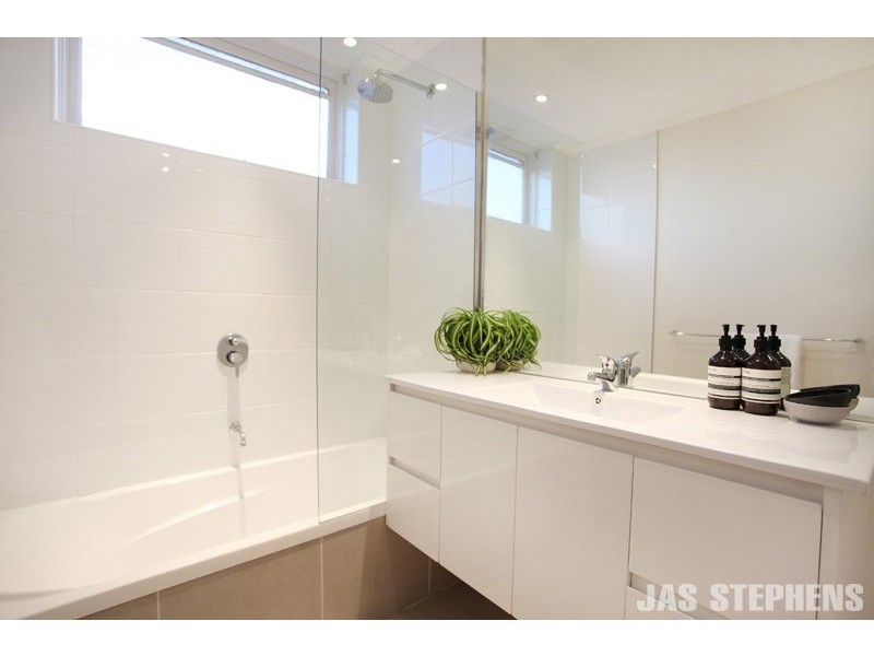 17/53 Stephen Street, Yarraville VIC 3013