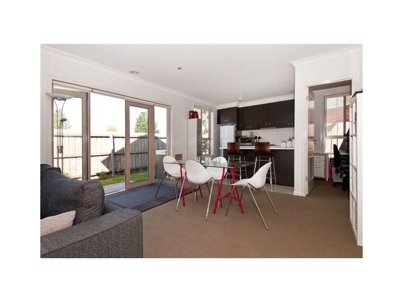 3/18 Conifer Avenue, Brooklyn VIC 3012