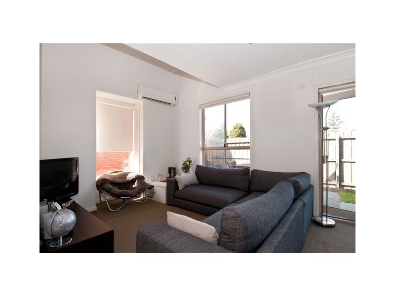 3/18 Conifer Avenue, Brooklyn VIC 3012