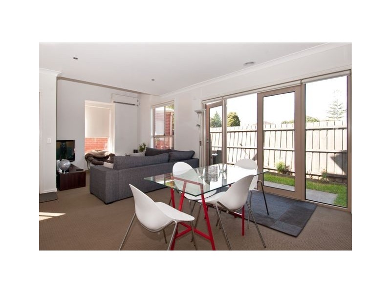 3/18 Conifer Avenue, Brooklyn VIC 3012
