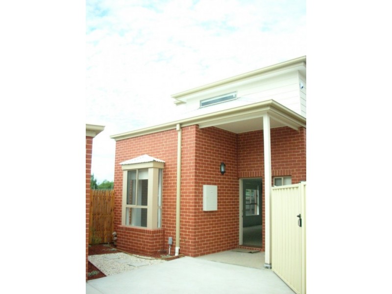 3/18 Conifer Avenue, Brooklyn VIC 3012