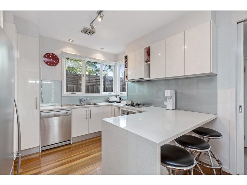 16 Lincoln Street, Yarraville VIC 3013