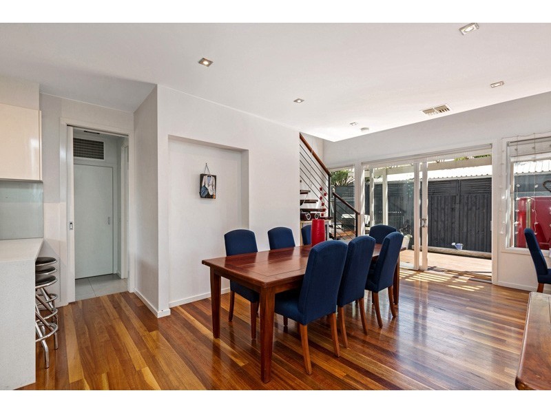 16 Lincoln Street, Yarraville VIC 3013