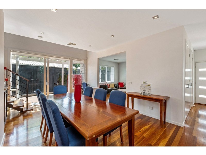 16 Lincoln Street, Yarraville VIC 3013
