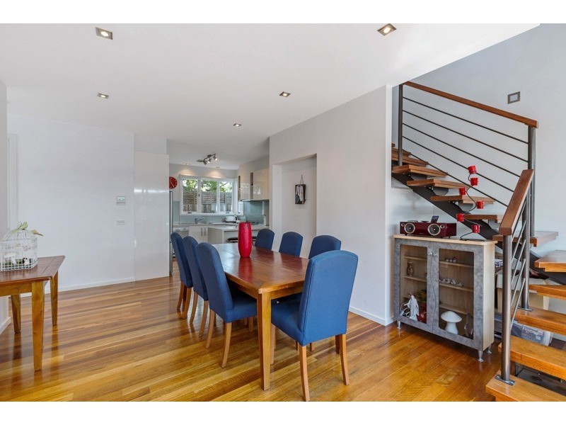 16 Lincoln Street, Yarraville VIC 3013