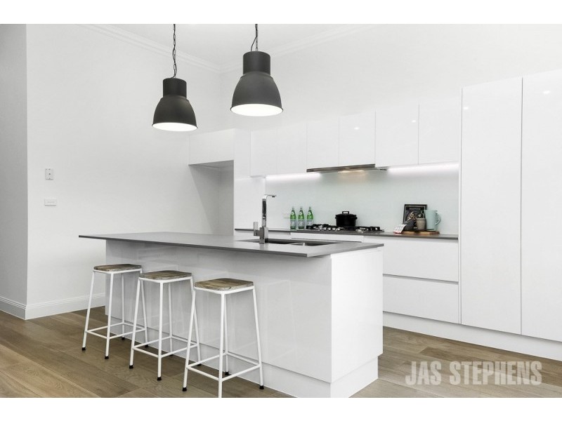 112 Empress Avenue, Kingsville VIC 3012