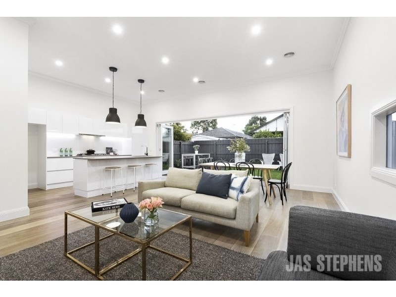 112 Empress Avenue, Kingsville VIC 3012