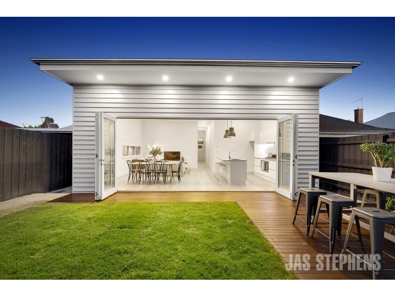 112 Empress Avenue, Kingsville VIC 3012