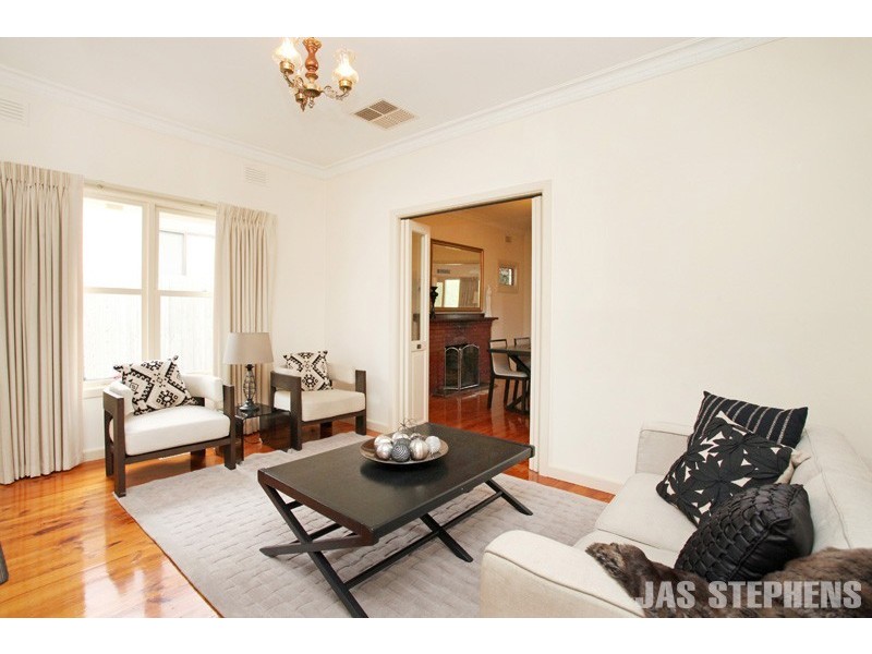 10 Walter Street, Sunshine VIC 3020