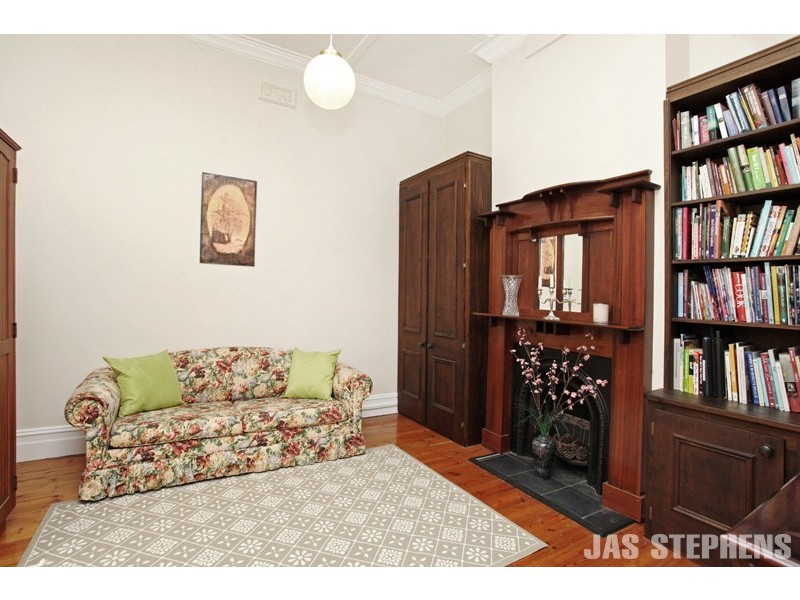 4 Austin Street, Seddon VIC 3011