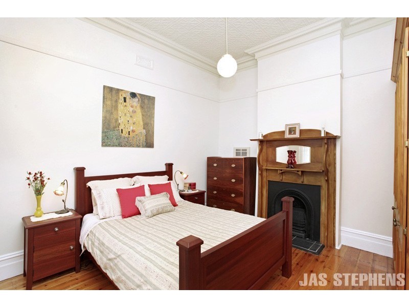 4 Austin Street, Seddon VIC 3011