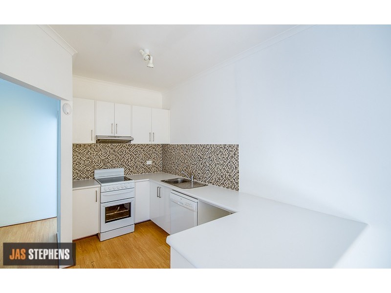 2/3 Waratah Street, West Footscray VIC 3012