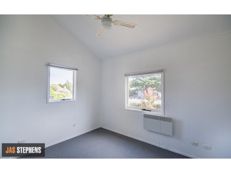 2/3 Waratah Street, West Footscray VIC 3012