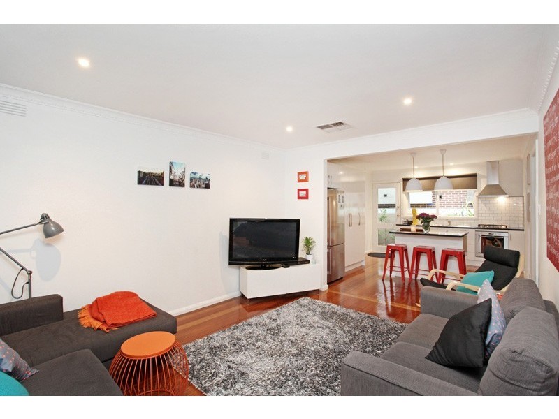 8/353 Geelong Road, Kingsville VIC 3012