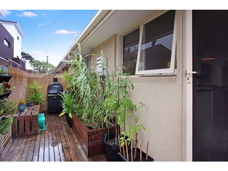 8/353 Geelong Road, Kingsville VIC 3012