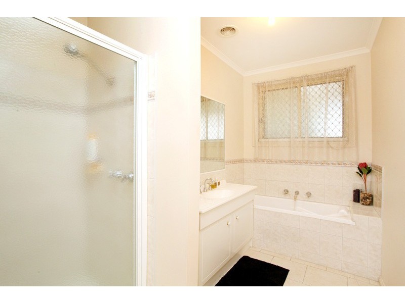 713 Ballarat Road, Ardeer VIC 3022