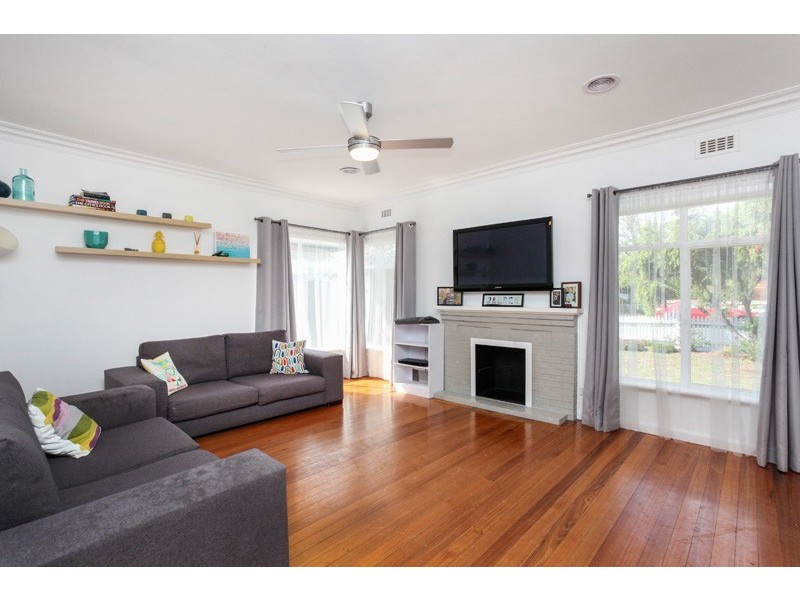 54 Bardsley Street, Sunshine West VIC 3020